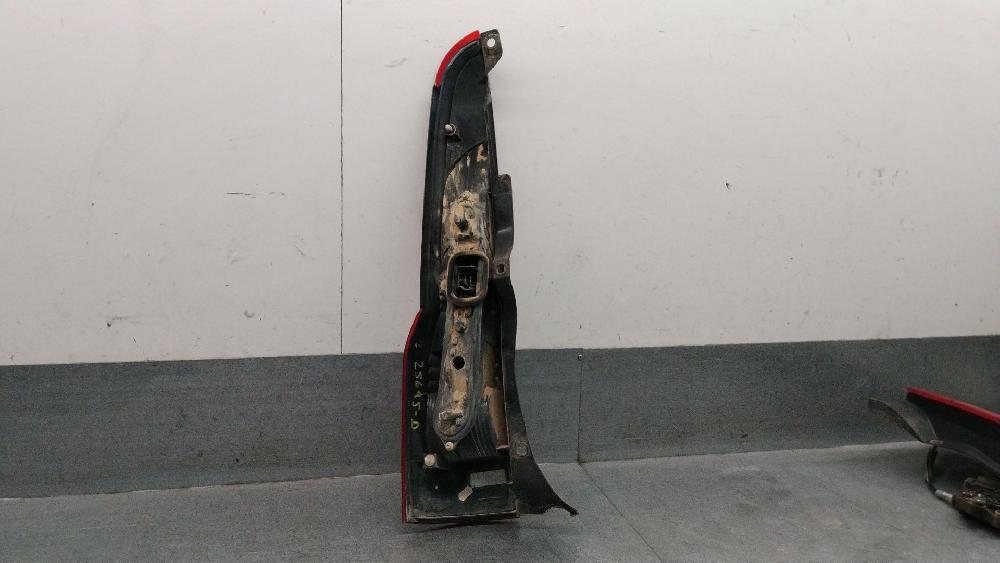 Pisca tras direito 169A4000 51763006 de Fiat Panda / panda classic (169_) 2010-2013 69 CV con 196000 km - pieza usada