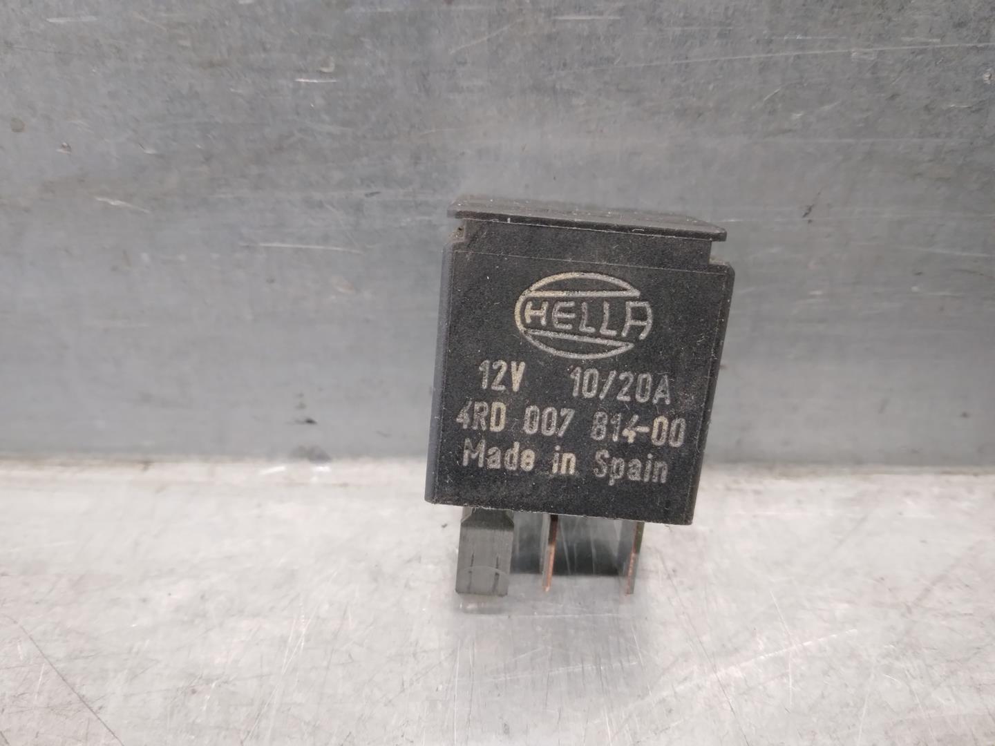 VOLVO V70 2 generation (2000-2008) Relays 4RD00781400 20776959