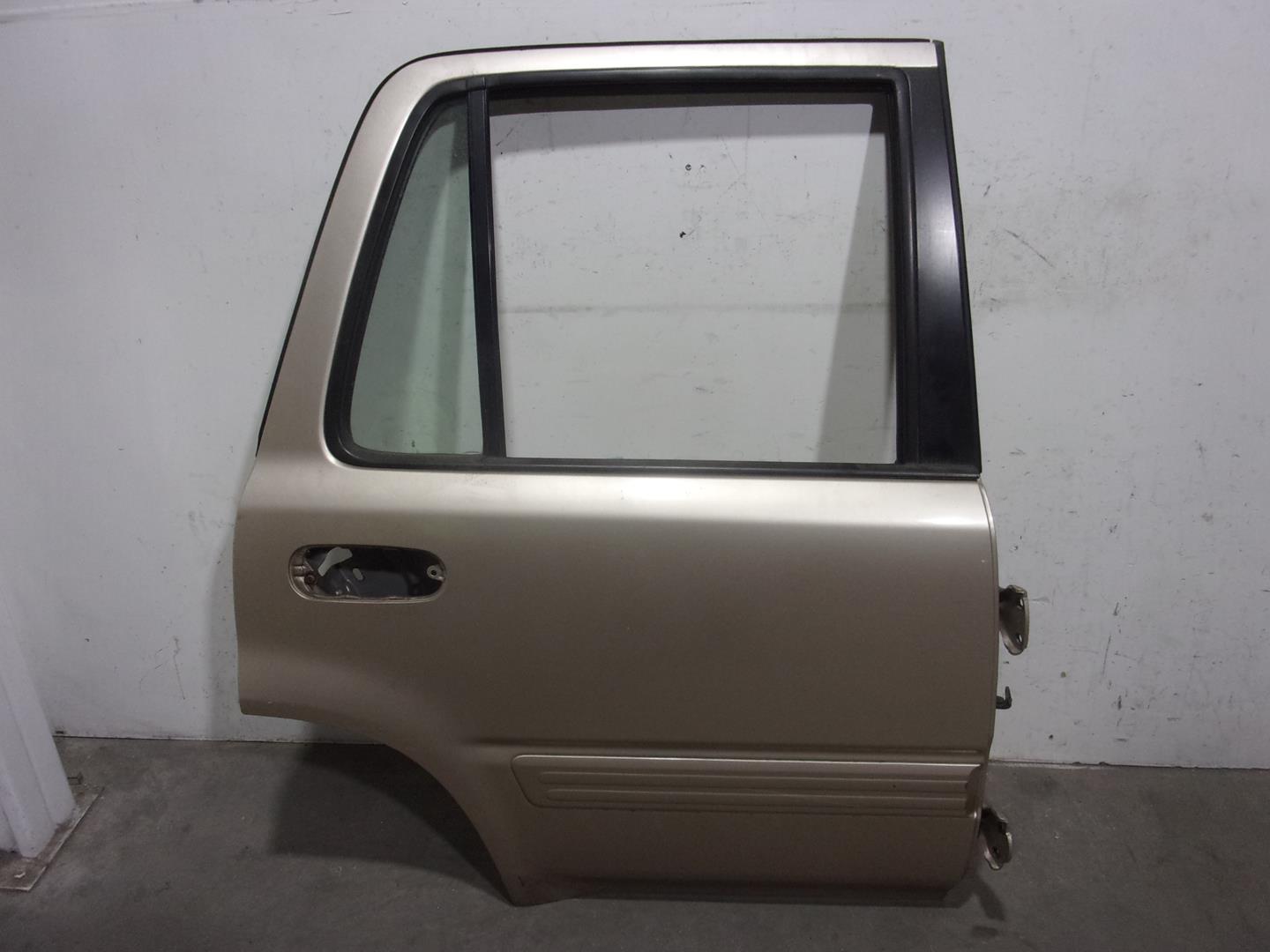 HONDA CR-V 1 generation (1995-2001) Дверь задняя правая 67510S10000ZZ, BEIGE, 5PUERTAS 24198236