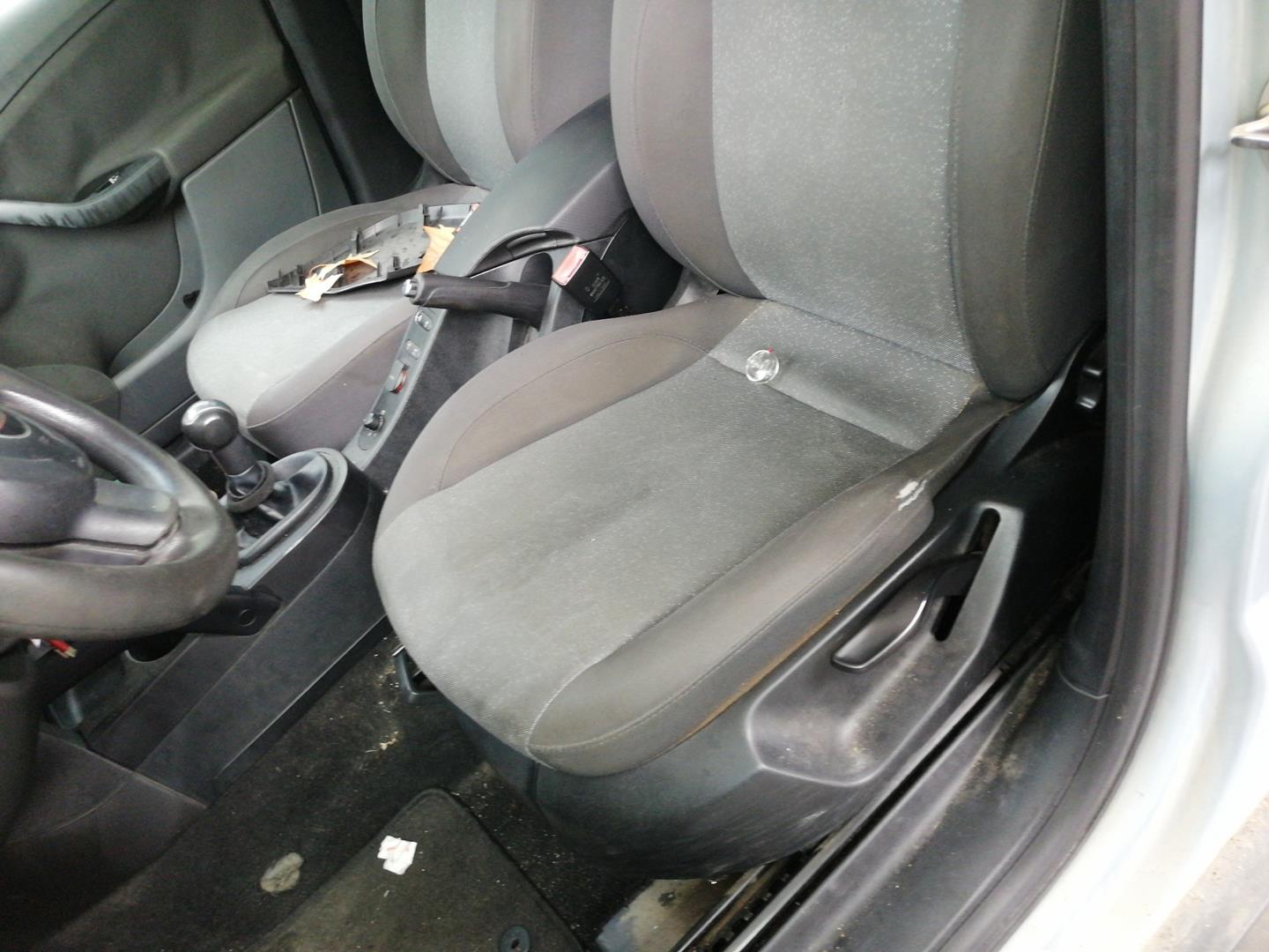 SEAT Toledo 3 generation (2004-2010) Gear Shifting Knob 1K0711061A, 1K0711061A 24191971