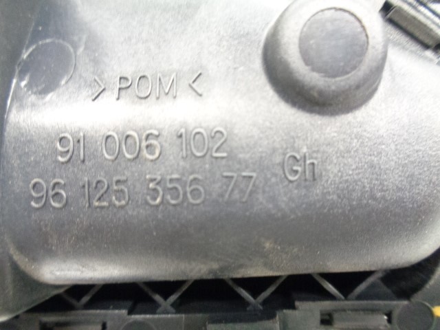 PEUGEOT 306 1 generation (1993-2002) Кронштейн ручки передней левой двери 9612535677 19825313