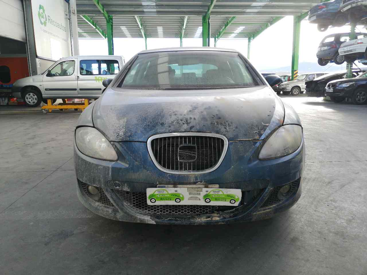 CHEVROLET Leon 2 generation (2005-2012) Передняя правая дверь AZUL, 5PUERTAS, 1P0831056A+ 19788251