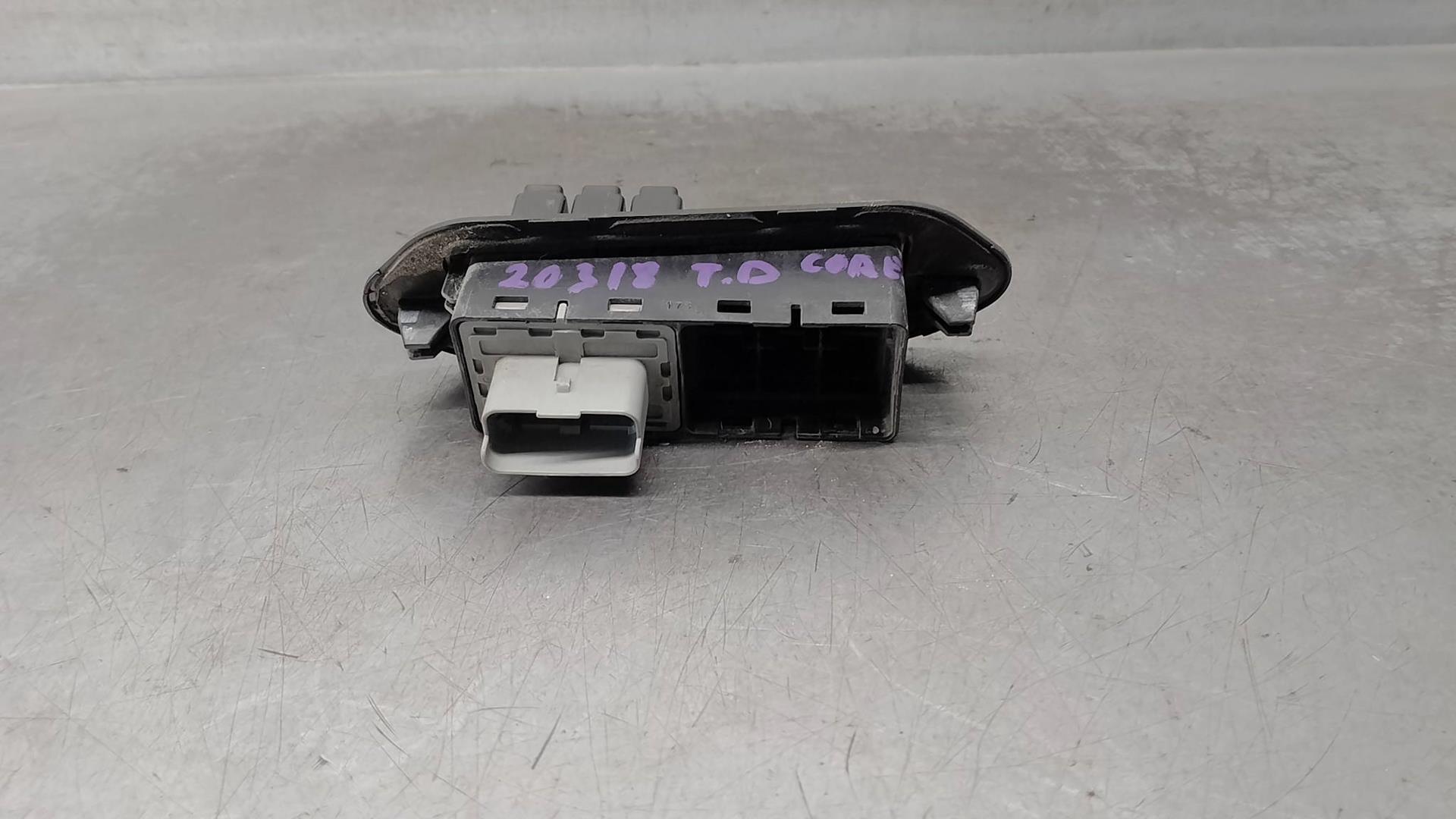 FIAT Doblo 1 generation (2001-2017) Galinių dešinių durų spyna 51811769 24578260