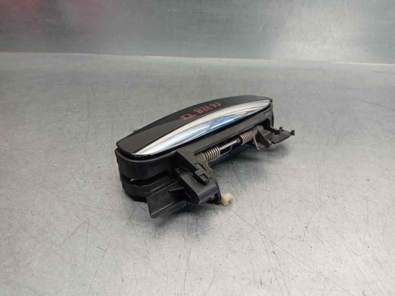 DODGE A6 C6/4F (2004-2011) Rear Left Door Exterior Handle 4PUERTAS, 4PUERTAS+ 19850749