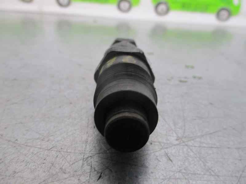Inyector D4BH 002EU03 de Hyundai H-1 / starex limusina (a1) 2006-2007 99 CV con 1 km - pieza usada