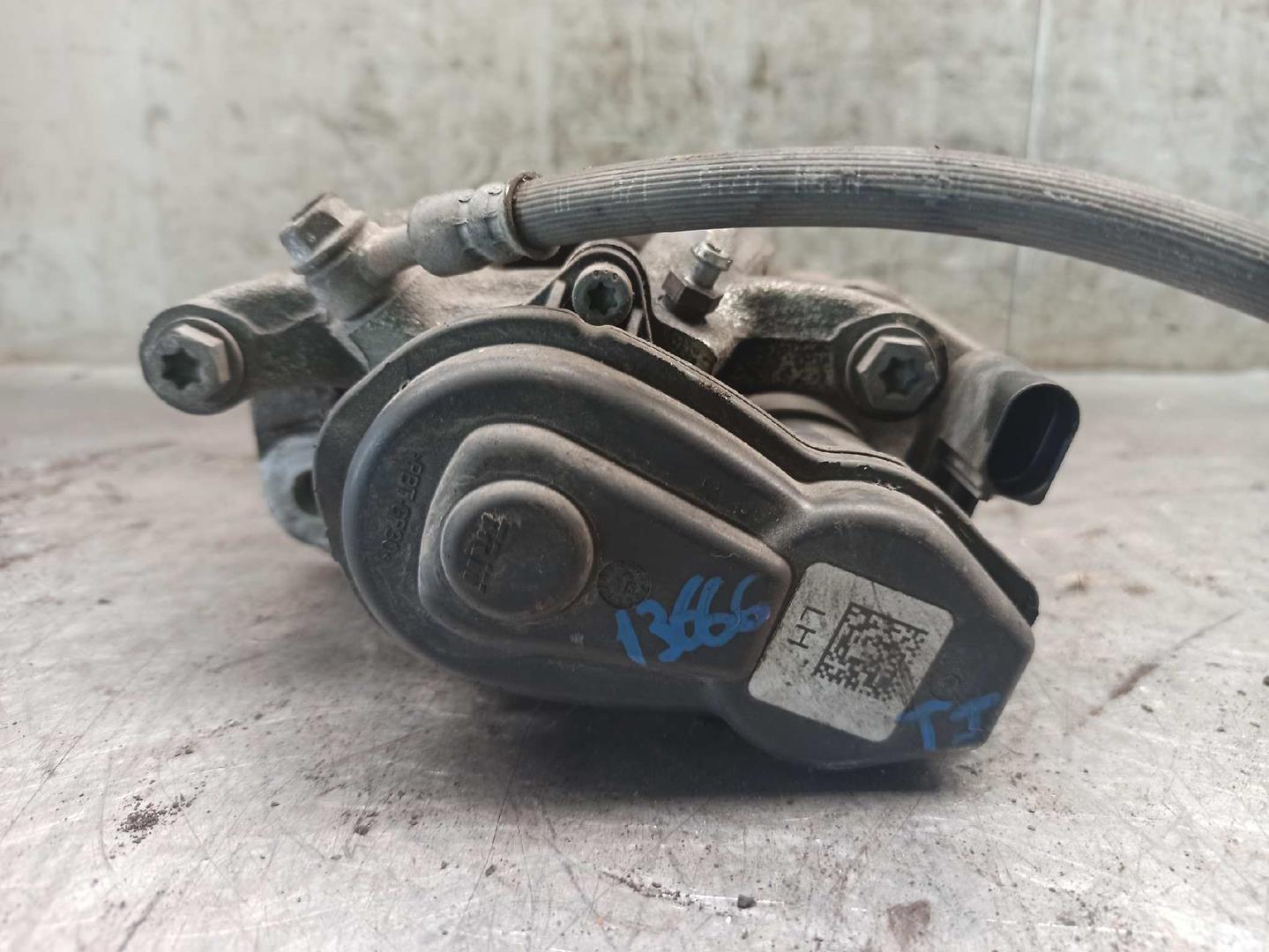 RENAULT Kadjar 1 generation (2015-2024) Rear Left Brake Caliper TRW, TRW+ 19758108