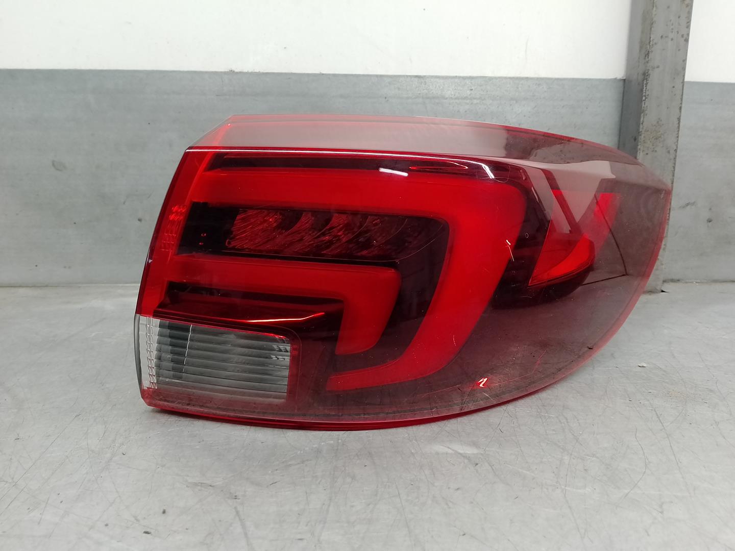 OPEL Astra K (2015-2021) Rear Right Taillight Lamp 39032039,DEALETA,5PUERTAS 24202316