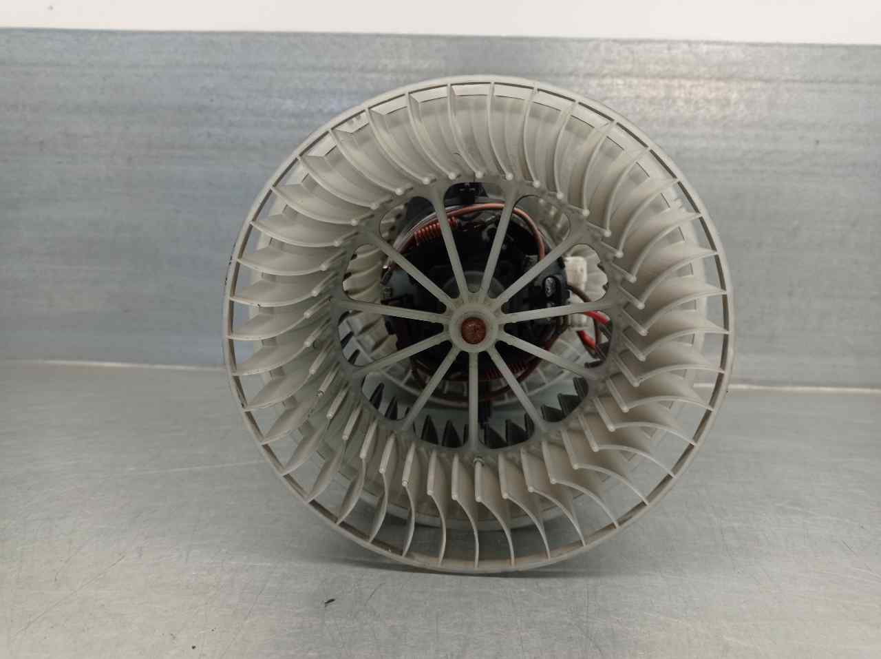 MERCEDES-BENZ Vito W639 (2003-2015) Sildītāja ventilators A0008357904 20798478