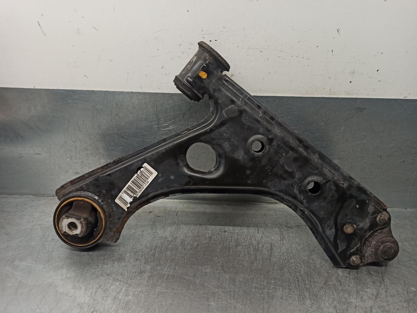 FIAT Grande Punto 1 generation (2006-2008) Front Left Arm 51895367 19841970