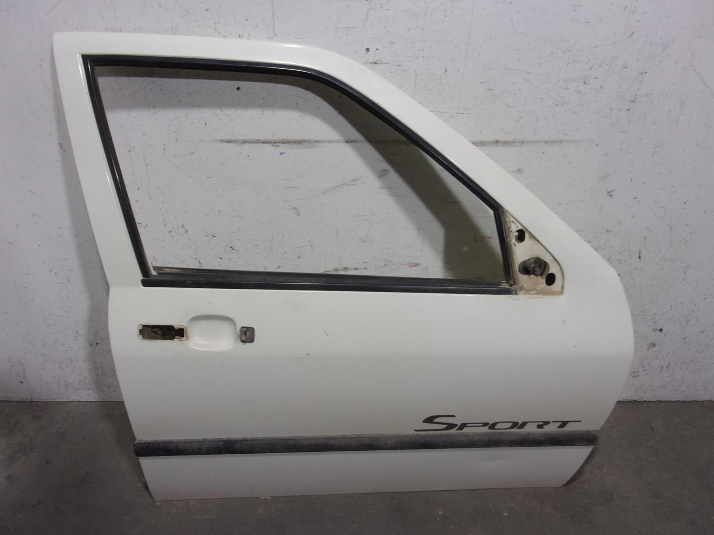 SEAT Toledo 1 generation (1991-1999) Передняя правая дверь 1L0831052C, BLANCA, 5PUERTAS 21734242