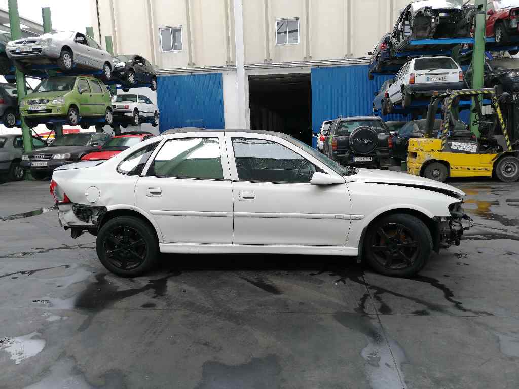 HONDA Vectra B (1995-1999) Priekinis dešinys sparnas +BLANCA 19746269