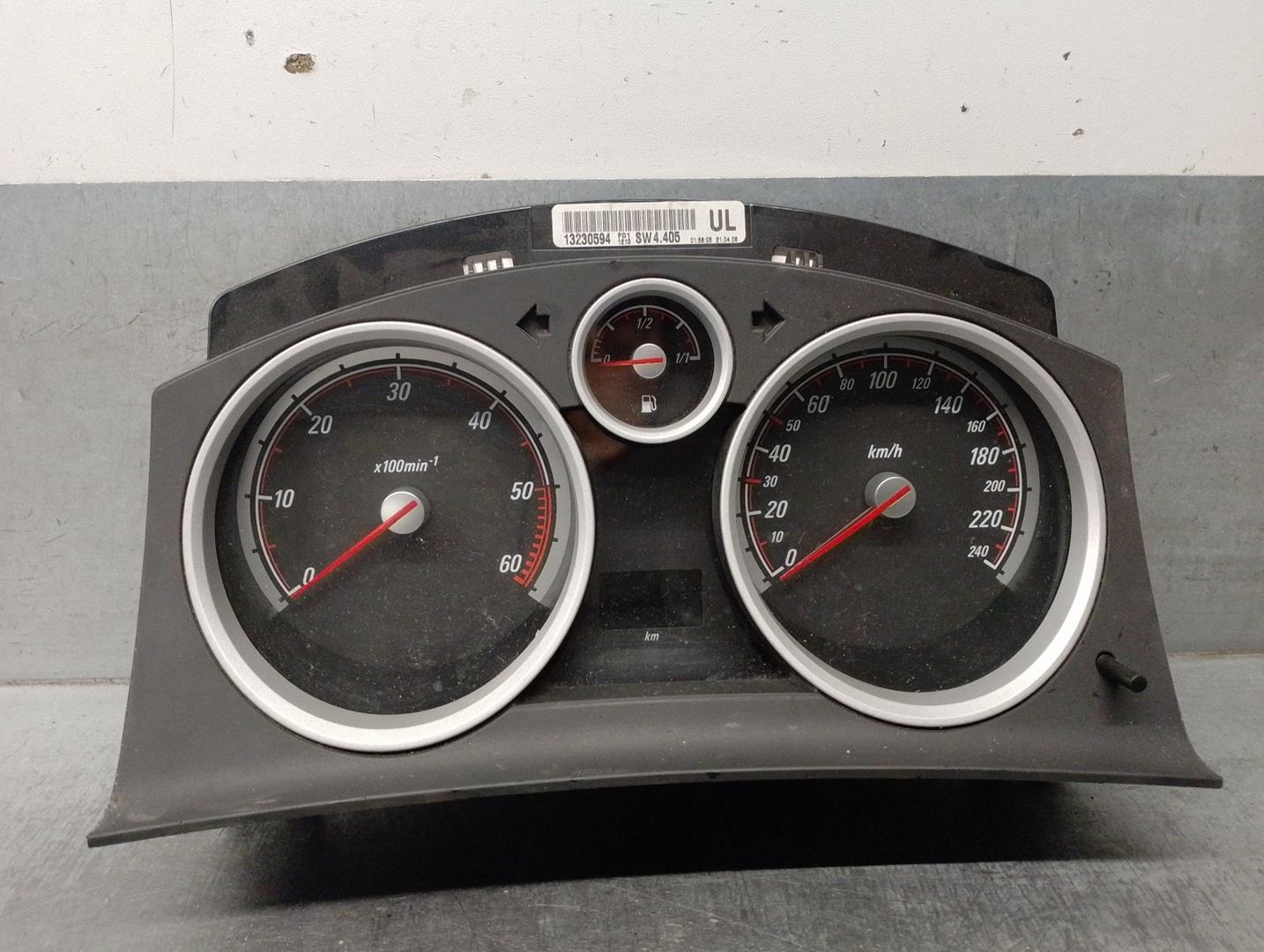 OPEL Astra H (2004-2014) Speedometer 13230594 24188991
