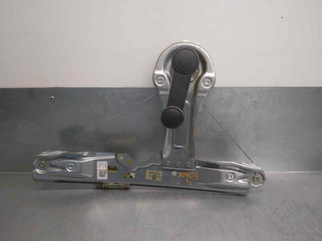 VOLKSWAGEN Golf 3 generation (1991-1998) Rear left door window lifter BM51A27001AC, MANUAL, 5PUERTAS 19864001