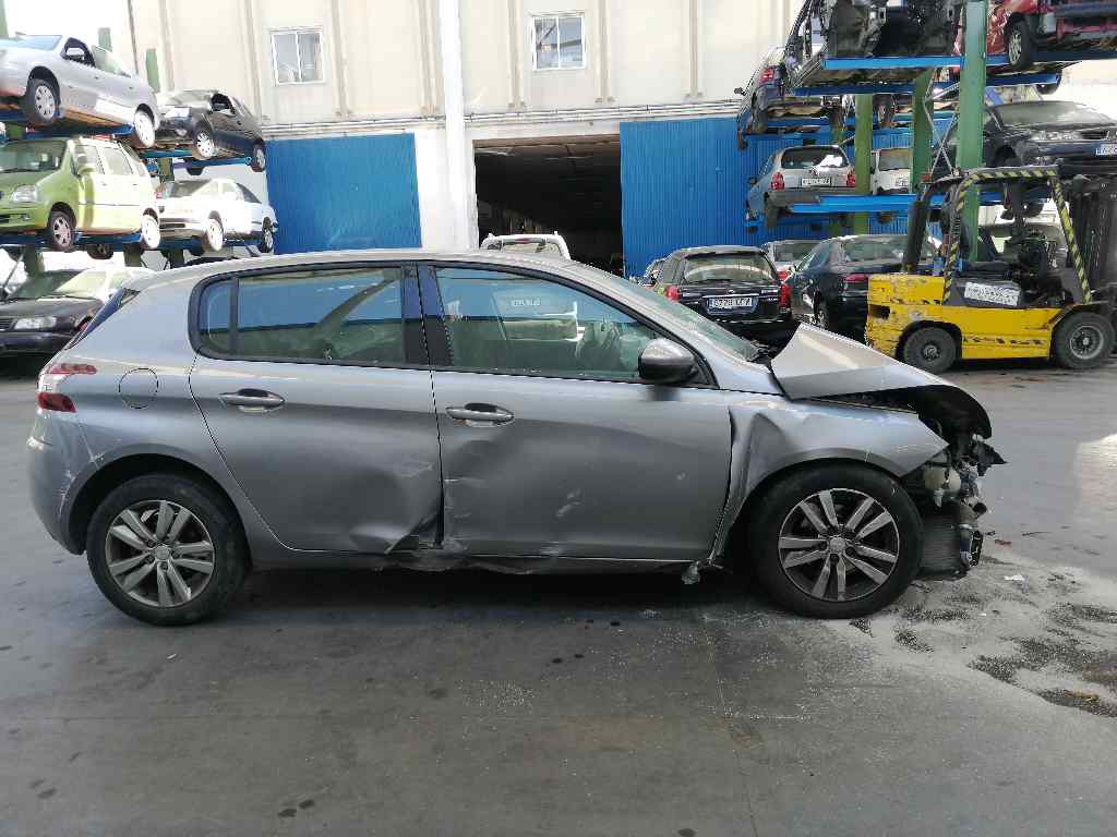 PEUGEOT 308 T9 (2013-2021) Наружная ручка передней правой двери 19745577