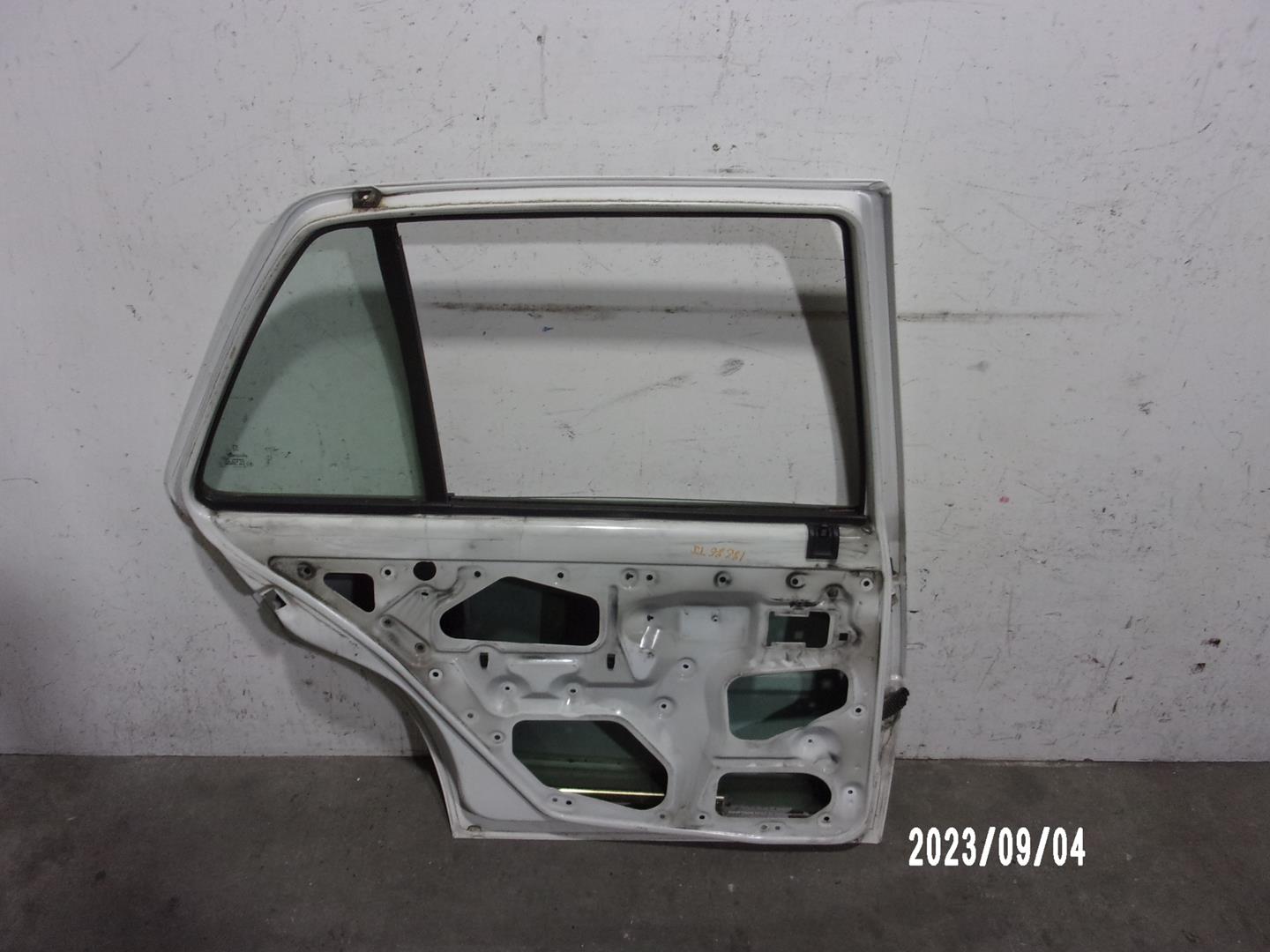 PEUGEOT 205 1 generation (1983-1998) Rear Left Door 900643REFDERF,BLANCA,5PUERTAS 21104138