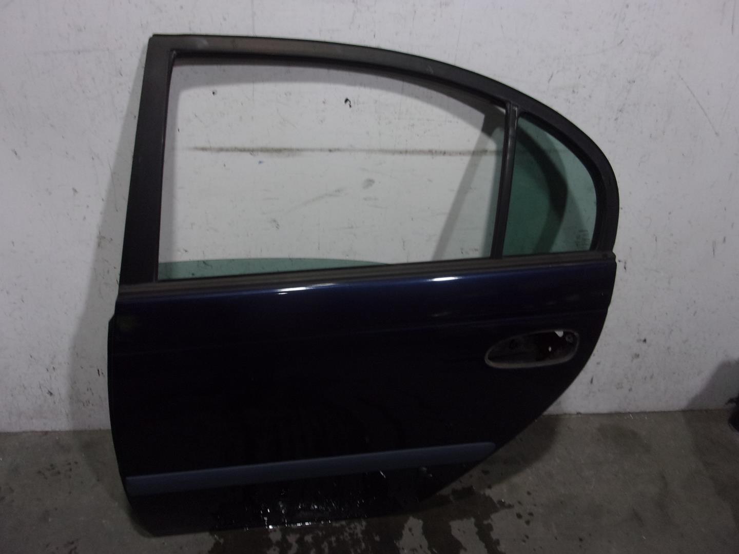 TOYOTA Avensis 1 generation (1997-2003) Rear Left Door 6700405050, AZUL, 4PUERTAS 24160085