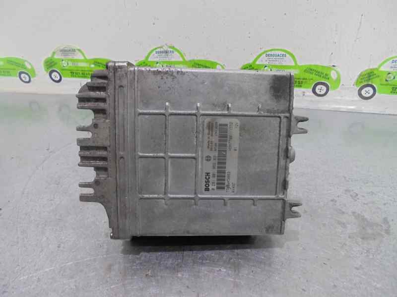 RENAULT Megane 2 generation (2002-2012) Engine Control Unit ECU 0281001969, 7700113863+ 19564223