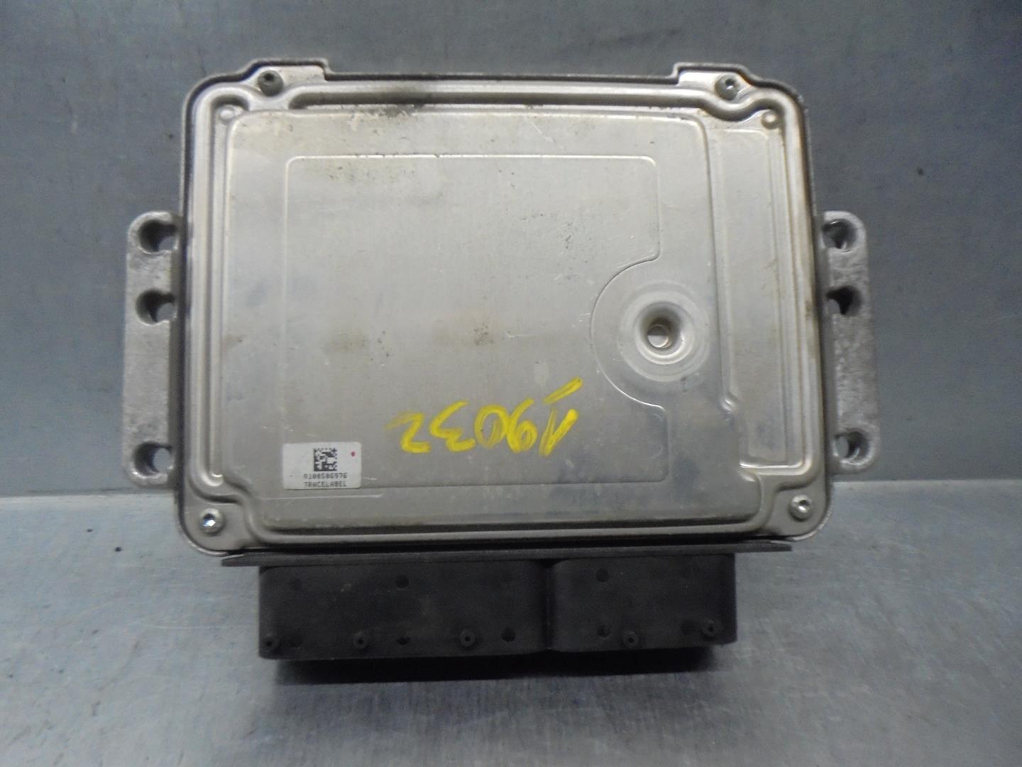 HYUNDAI Accent MC (2006-2011) Engine Control Unit ECU 391012A415,0281013147 21733084