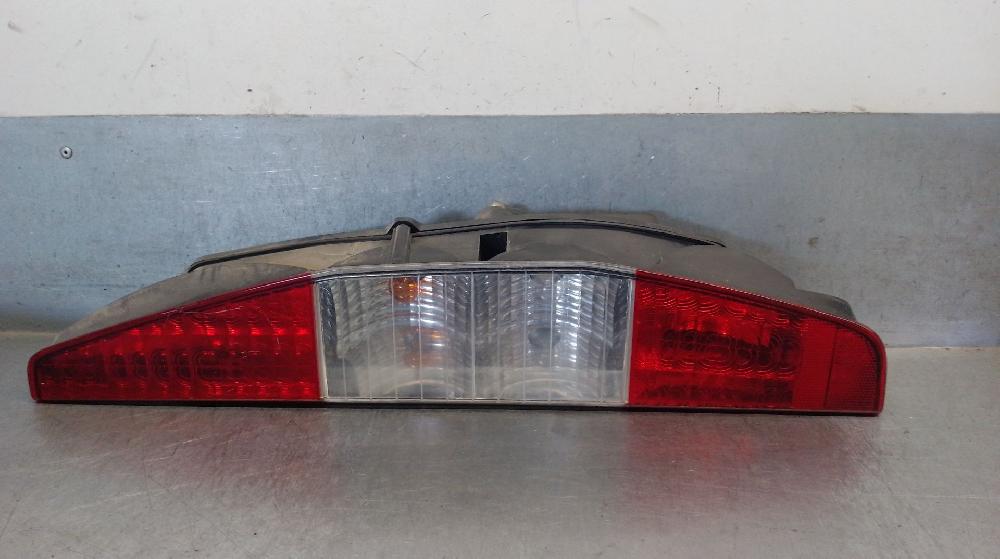 Scheinwerfer hinten rechts 223A7000 51735978 de Fiat Doblo furgoneta/monovolumen (223_) 2006-0 105 CV con 248000 km
