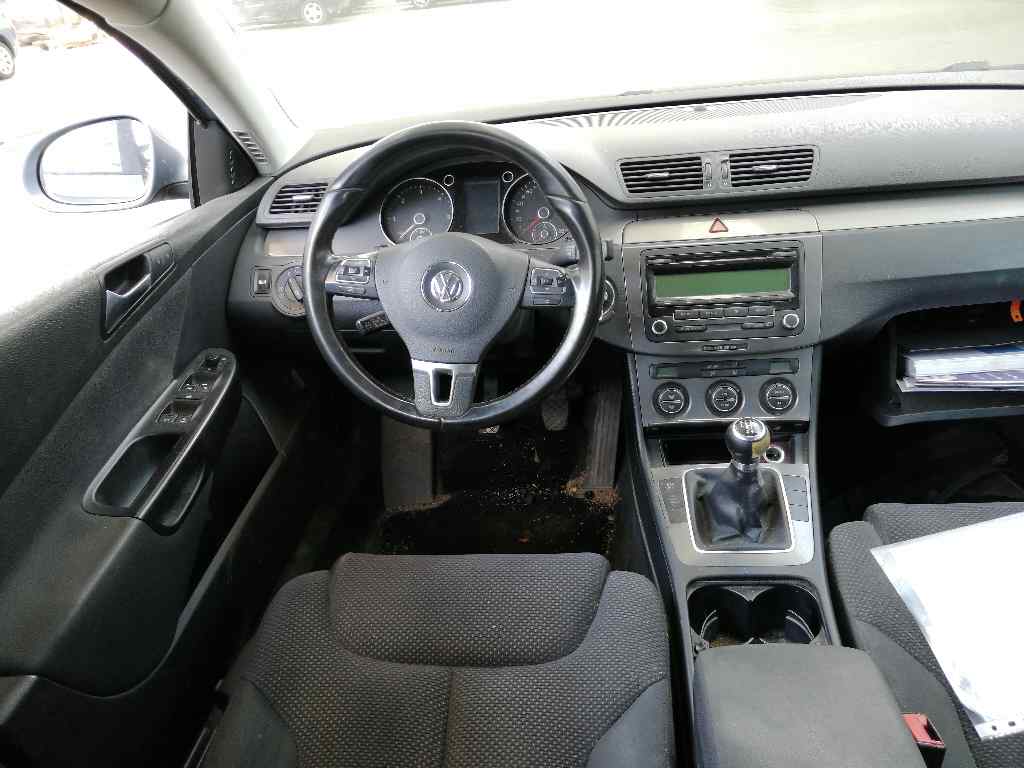 CHEVROLET Passat Variant 1 generation (2010-2024) Другие части внутренние двигателя MANNHUMMEL, MANNHUMMEL+6740273403 19758158