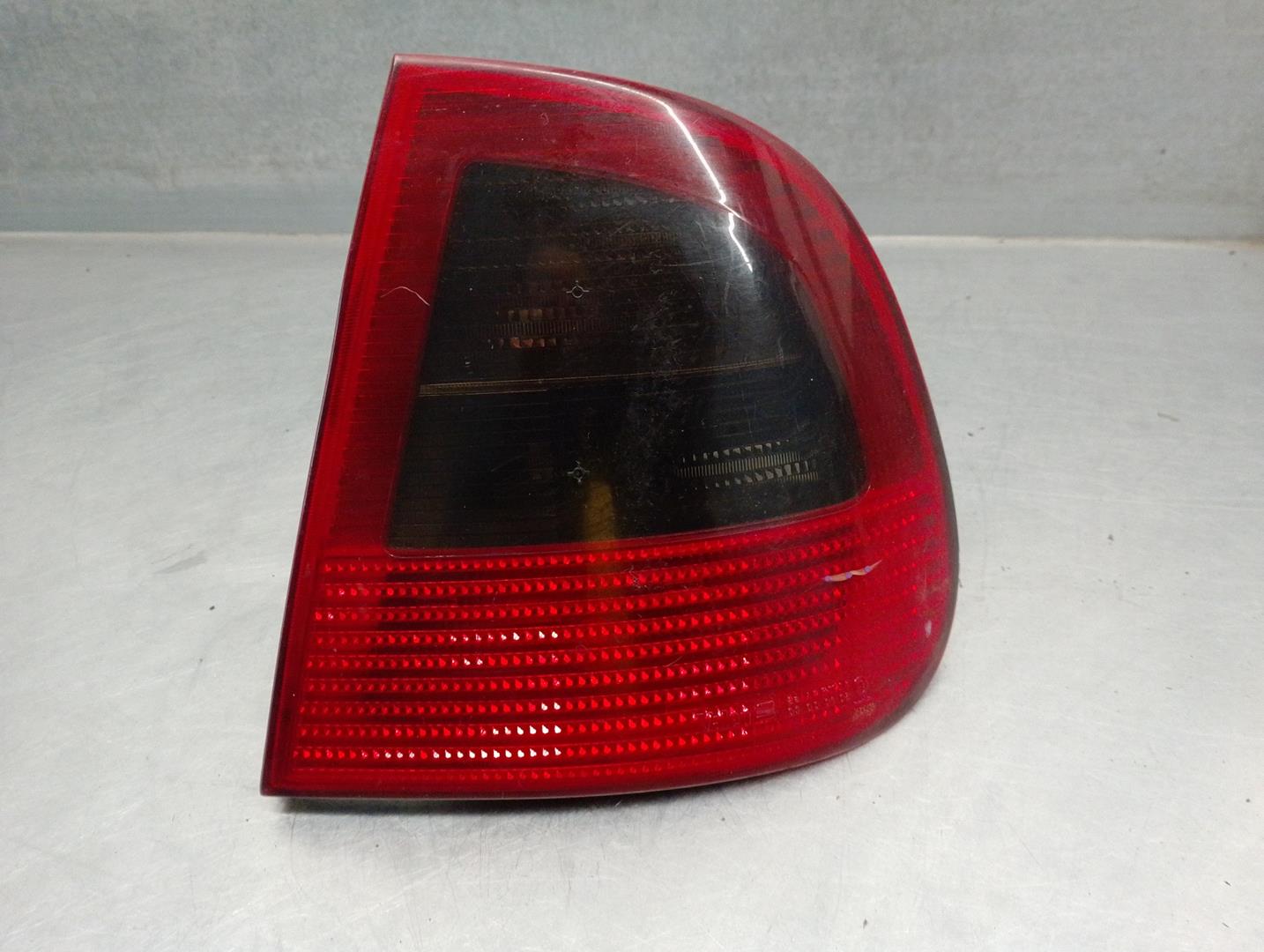 SEAT Ibiza 2 generation (1993-2002) Oikea takavalo 6K5945096, 2PUERTAS 19909616