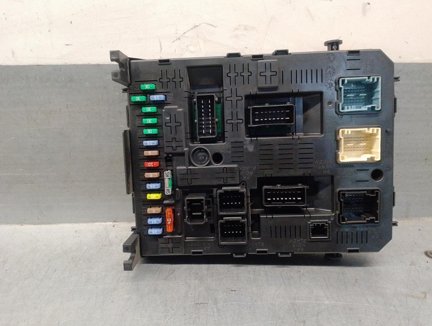 CITROËN C4 Picasso 1 generation (2006-2013) Fuse Box 9666895680, 281197595, JHONSONCONTROLS 24217062