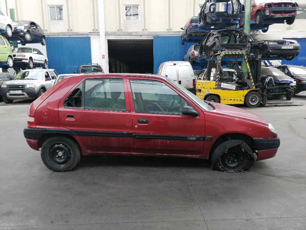 FORD Saxo 2 generation (1996-2004) Lukturu vadības slēdzis 19728057