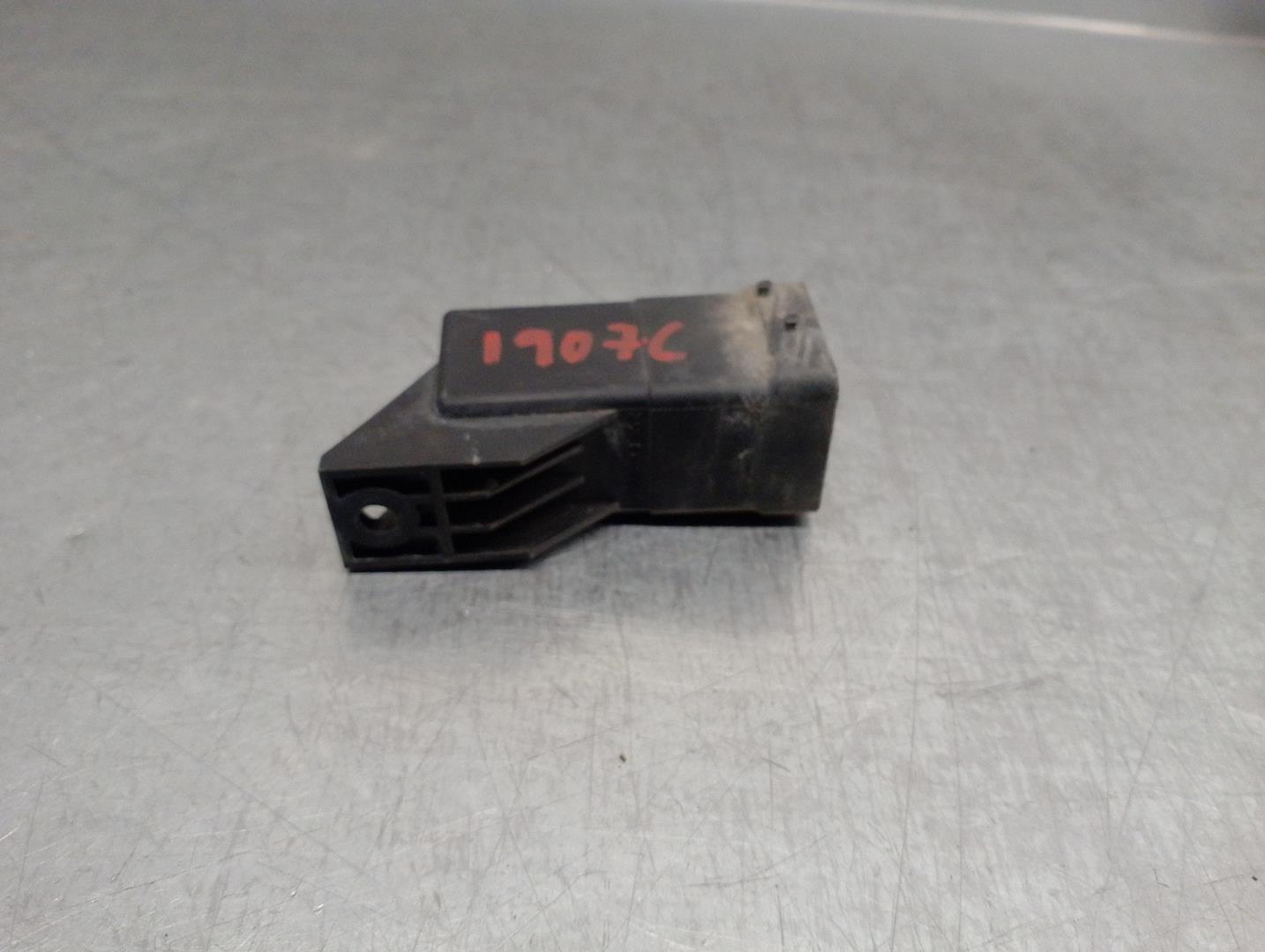 IVECO Daily 6 generation (2014-2019) Relays 0281003039, 0281003039 24163814