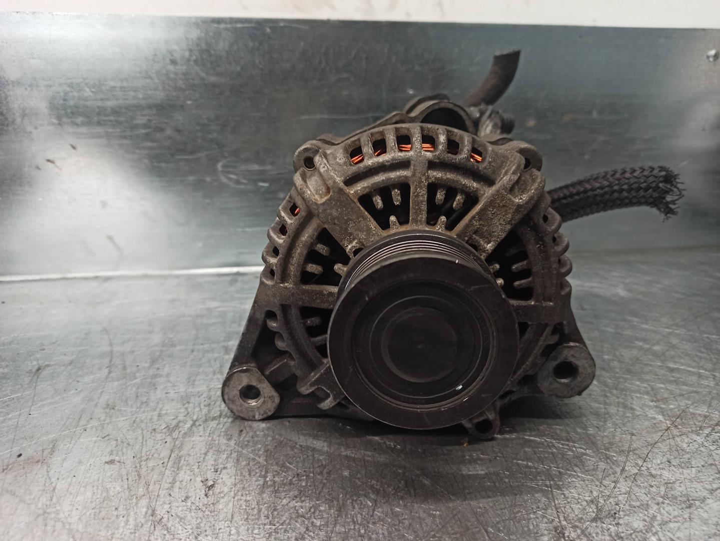 KIA Carens 2 generation (2002-2006) Alternator 3730027011, 021313111, DENSO 19764009