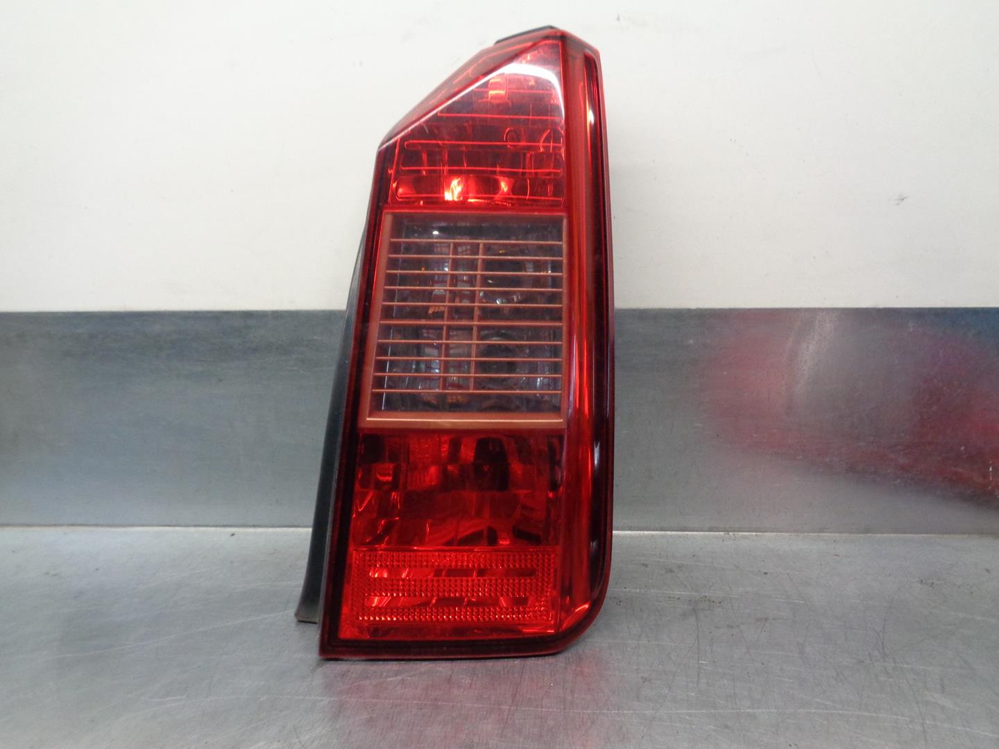 MG Musa 1 generation (2004-2012) Rear Right Taillight Lamp 5PUERTAS,5PUERTAS+ 19766915