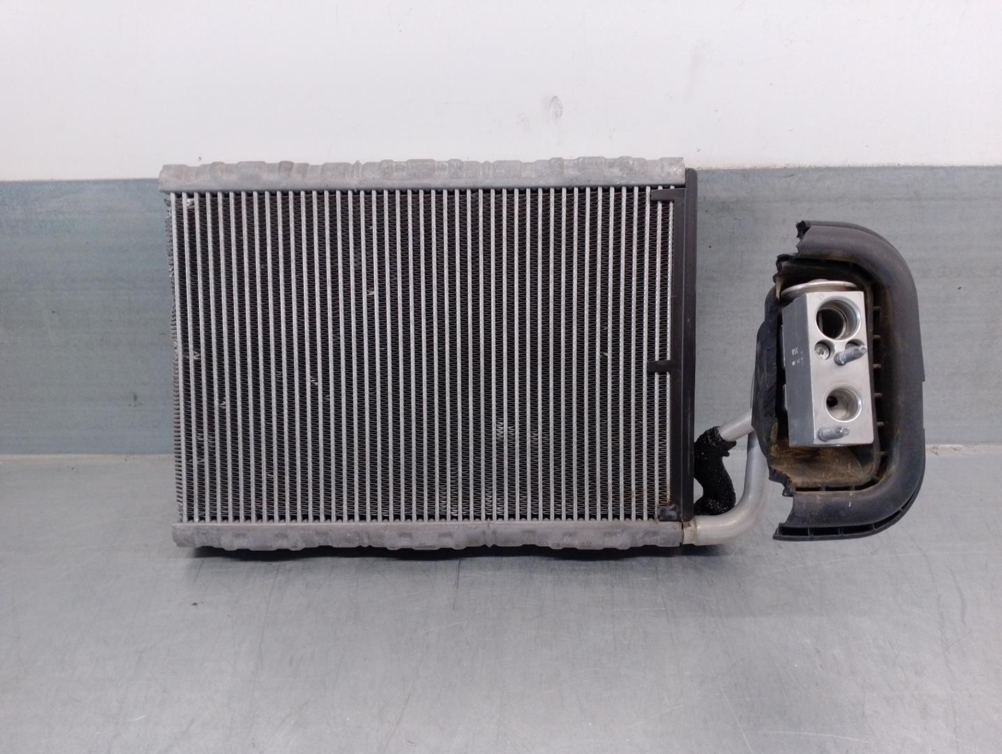 MERCEDES-BENZ C-Class W204/S204/C204 (2004-2015) Air Con Radiator A2128300058, V1986002, BEHR 19923361