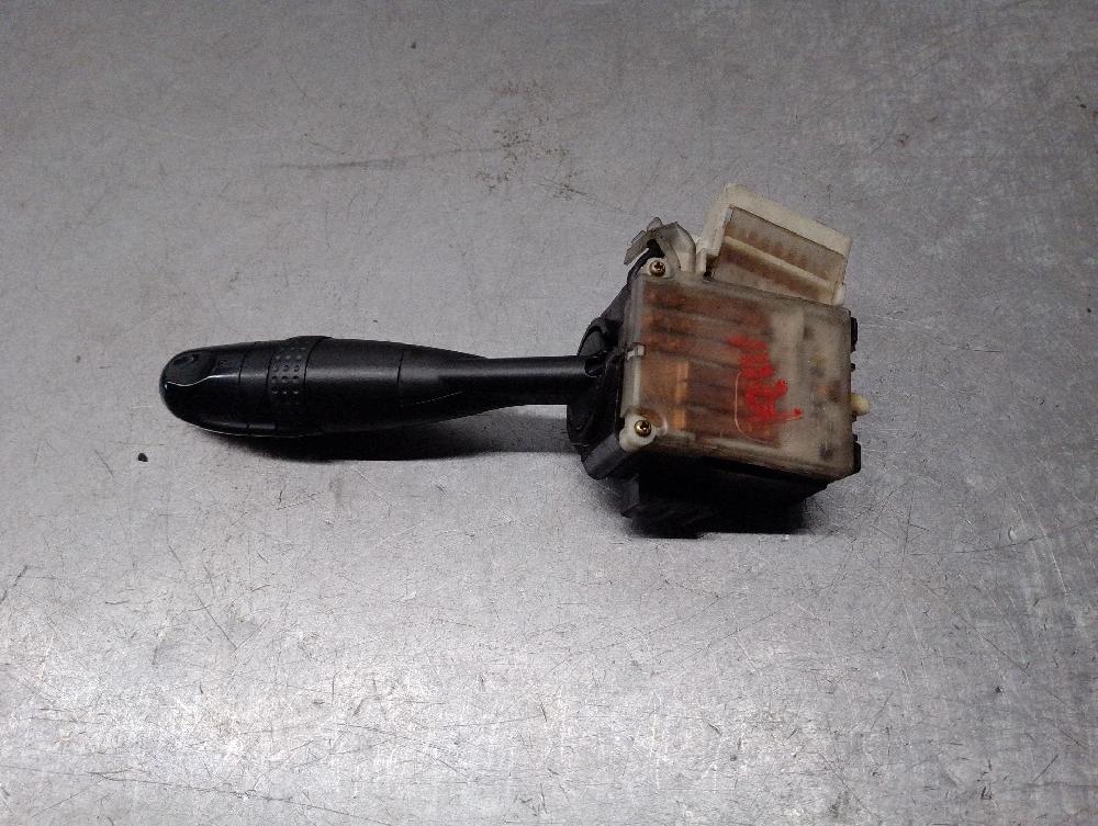 Light switch 1CDFTV 173648 de Toyota Rav 4 ii (_a2_) 2000-2005 116 CV con 284000 km - pieza usada