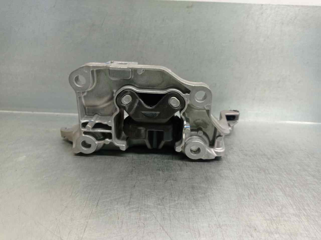 PEUGEOT 208 2 generation (2019-2023) Left Side Engine Mount 9824312980 24153974