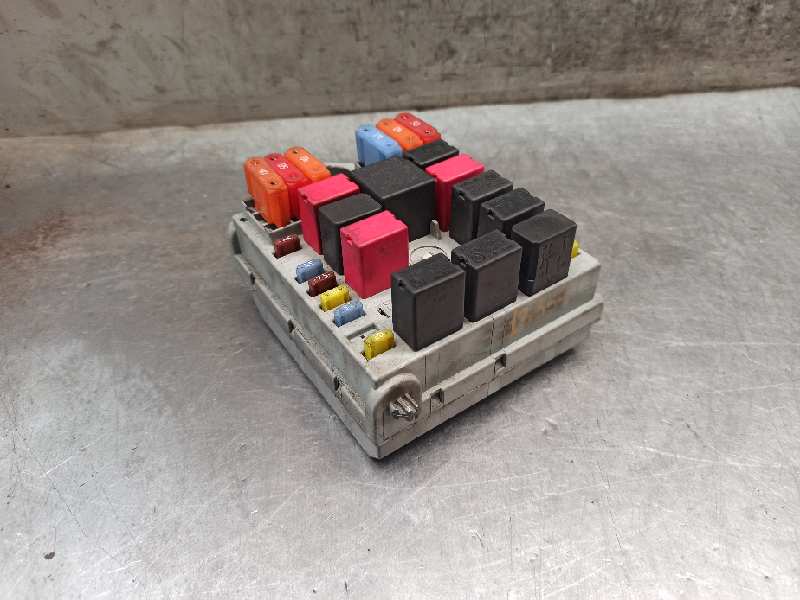 NISSAN GT 937 (2003-2010) Fuse Box 19748715