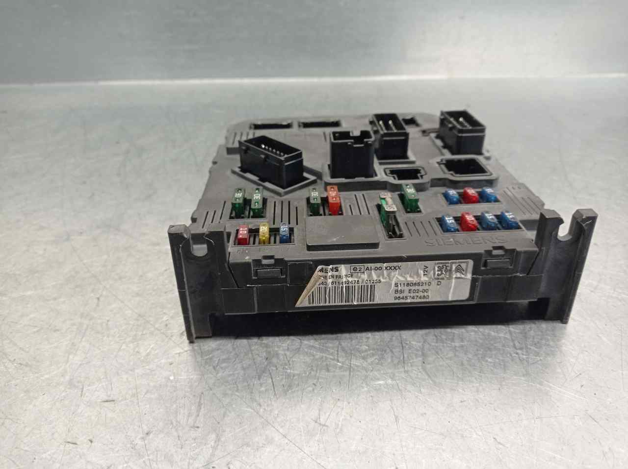 VAUXHALL 206 1 generation (1998-2009) Fuse Box SIEMENS,SIEMENS+S118085210 19839481