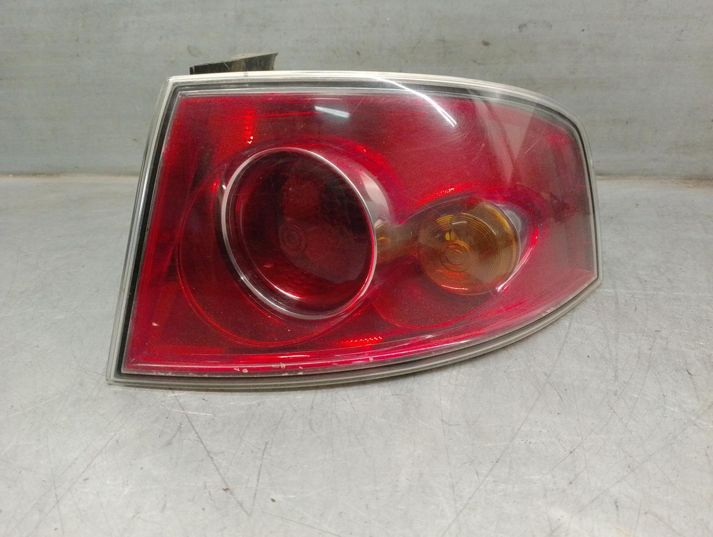 SEAT Ibiza 3 generation (2002-2008) Rear Right Taillight Lamp 6L6945112,DEALETA,5PUERTAS 24215100