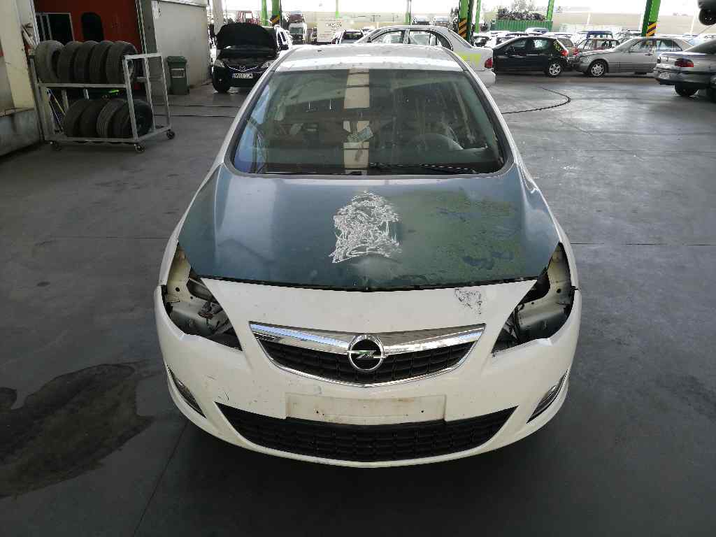 OPEL Astra J (2009-2020) Другая деталь 13267105 19758776