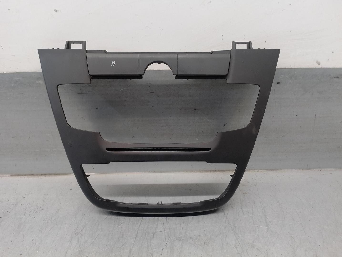 OPEL Insignia A (2008-2016) Kitos apdailos dalys 13273253 24205692