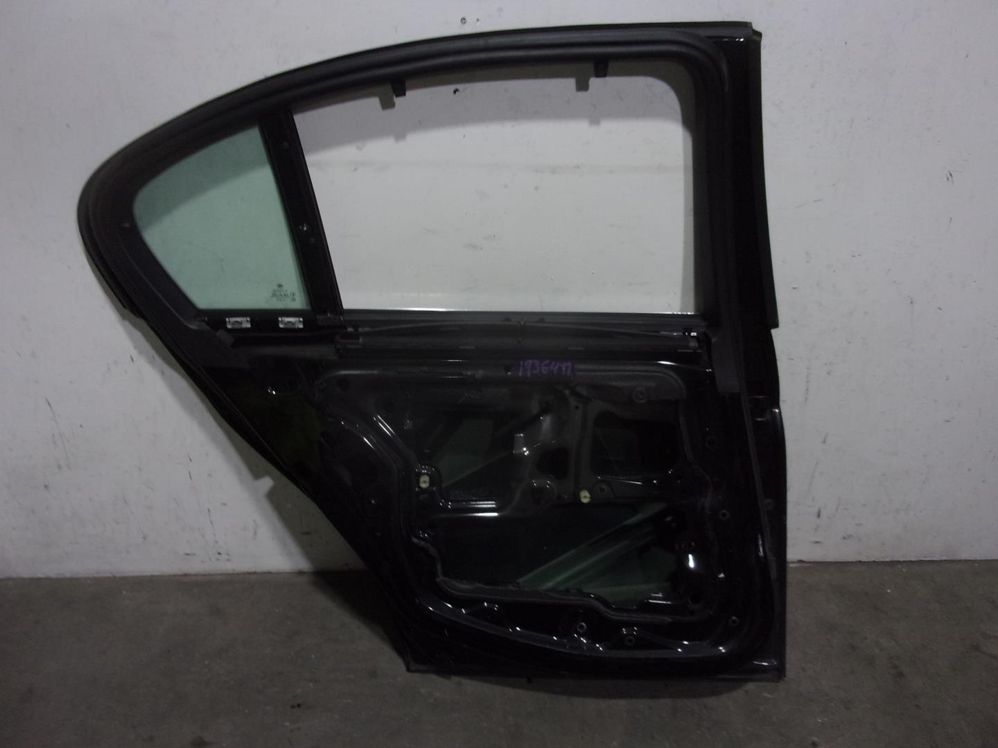 BMW 3 Series E90/E91/E92/E93 (2004-2013) Rear Left Door 41007203647,NEGRA,4PUERTAS 23753079