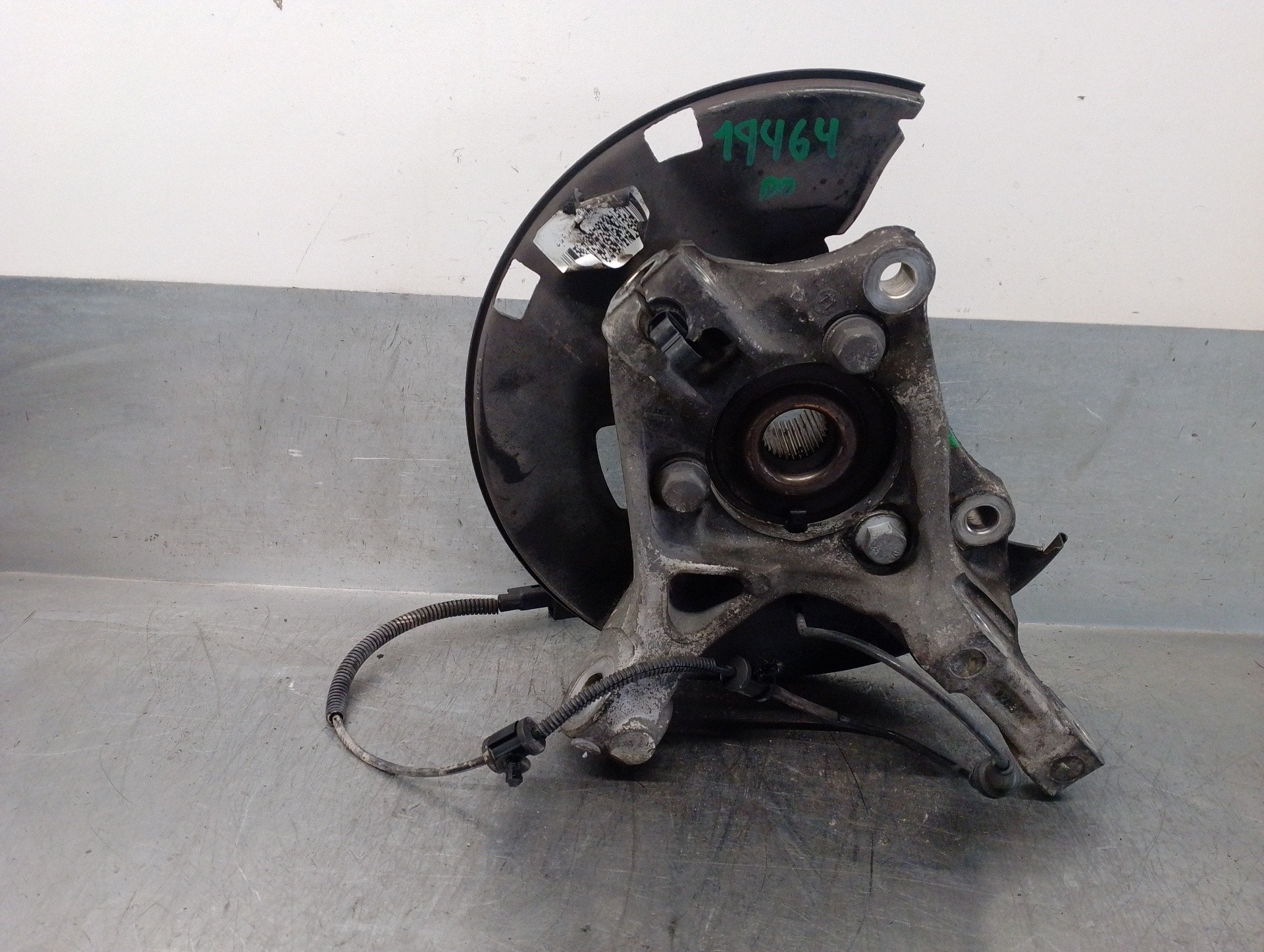 Mangueta delantera derecha A17DTR 308109 de Opel Astra j sports tourer (p10) 2010-2015 125 CV con 156000 km