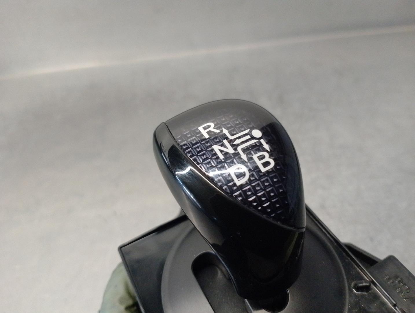 TOYOTA Auris 2 generation (2012-2015) Gear Shifting Knob 3355012J20, AUTOMATICA 21407032