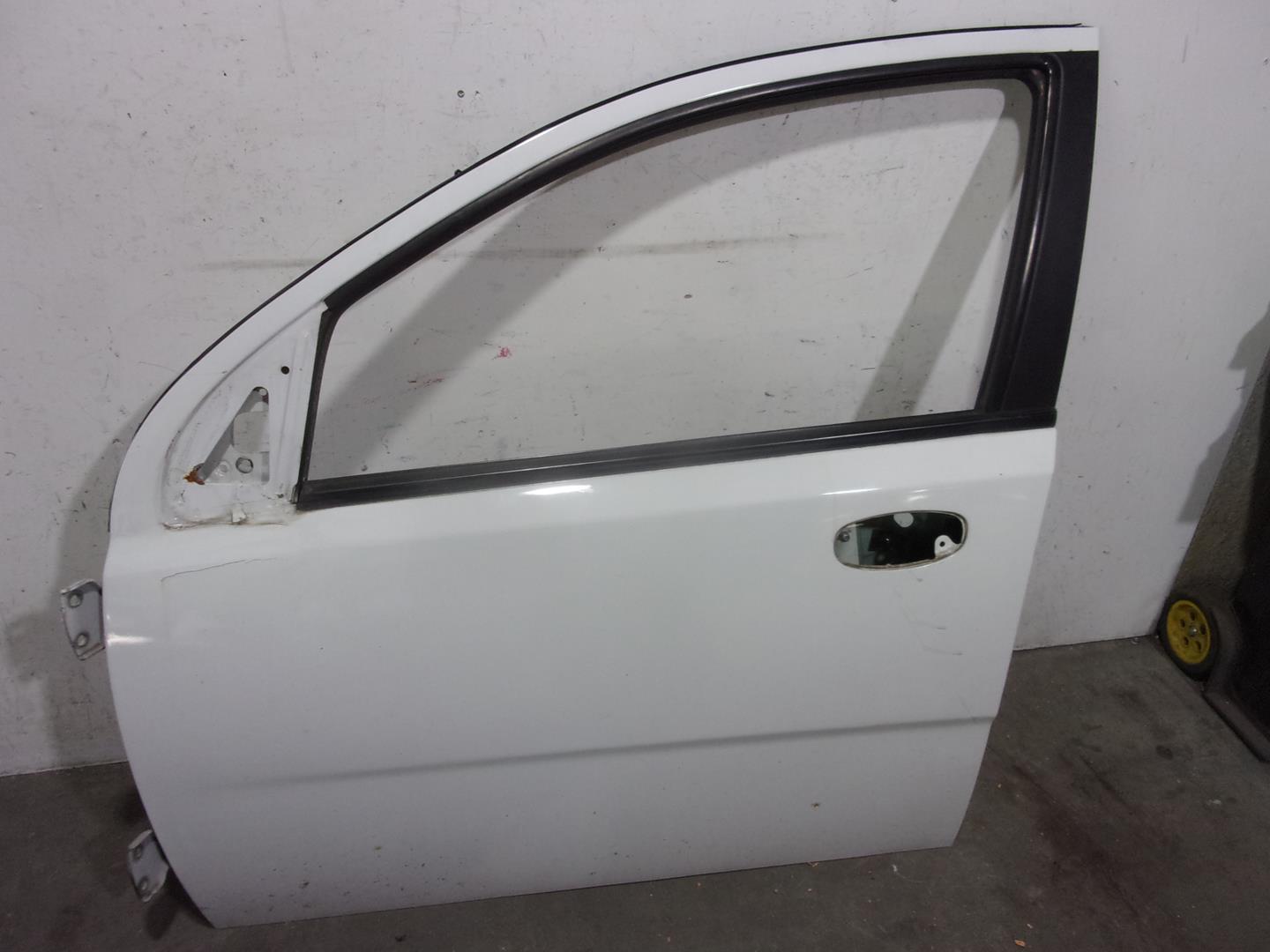 CHEVROLET Aveo T200 (2003-2012) Front Left Door 96897589, BLANCA, 5PUERTAS 24452006