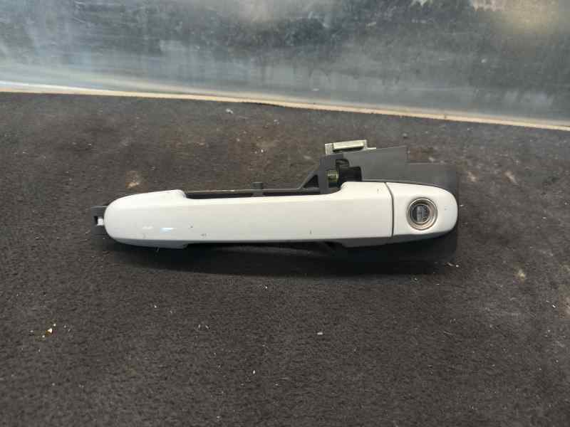 HYUNDAI i30 FD (1 generation) (2007-2012) Front Left Door Exterior Handle 826511H010 19707419