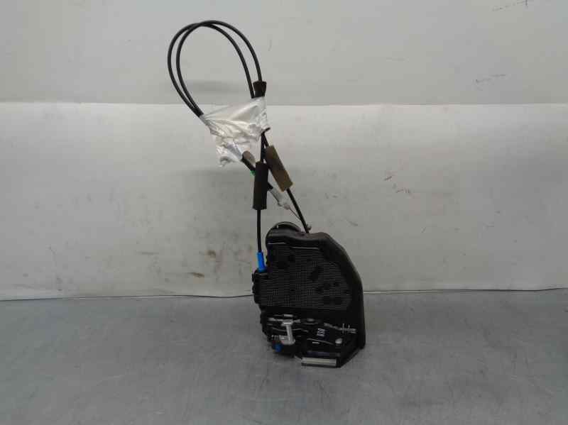 VOLKSWAGEN Avensis Rear Left Door Lock 5PUERTAS,5PUERTAS+4PINES 19723594