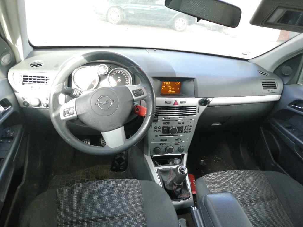 CITROËN Astra J (2009-2020) Топливная рейка 19729123