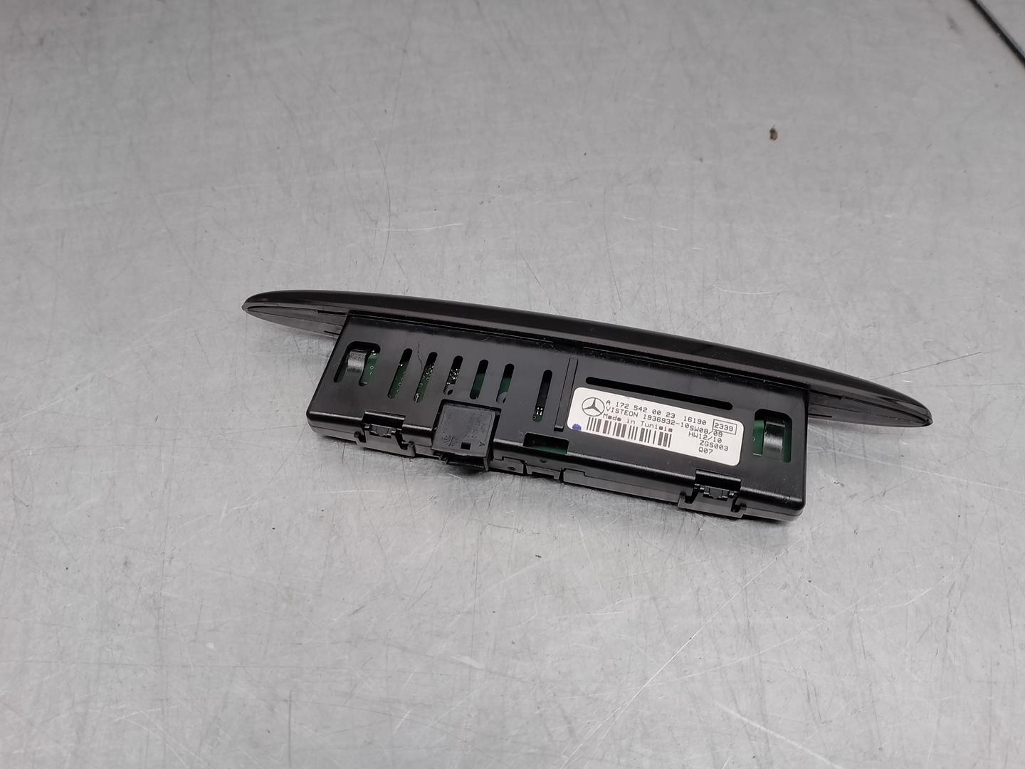 MERCEDES-BENZ A-Class W176 (2012-2018) Aizmugurējais pārking sensors A1725420023, 193693210, VISTEON 24191813