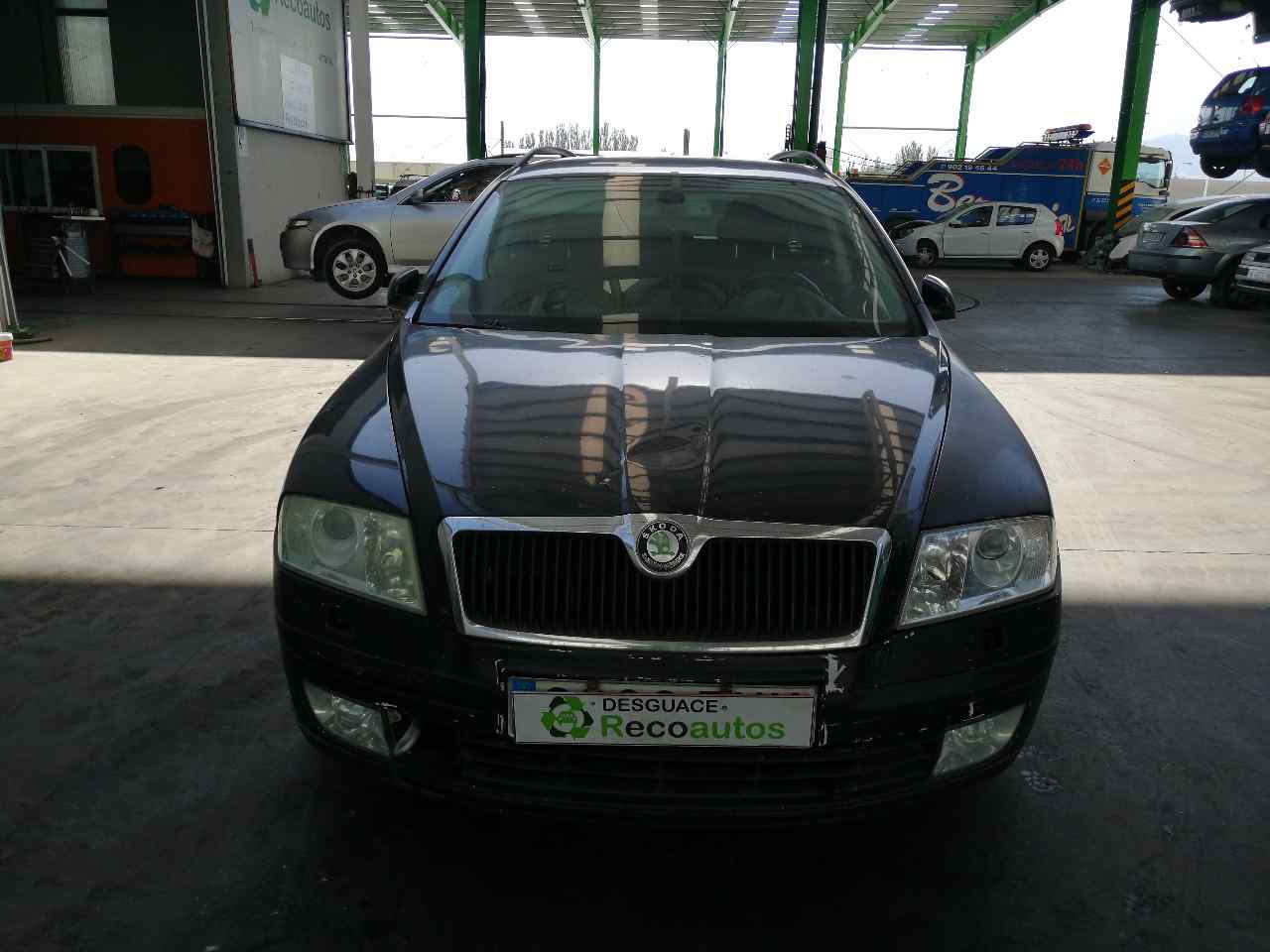 SKODA Octavia 2 generation (2004-2013) Priekšējais kreisais spārns NEGRA, 1Z0821105A+ 19813270