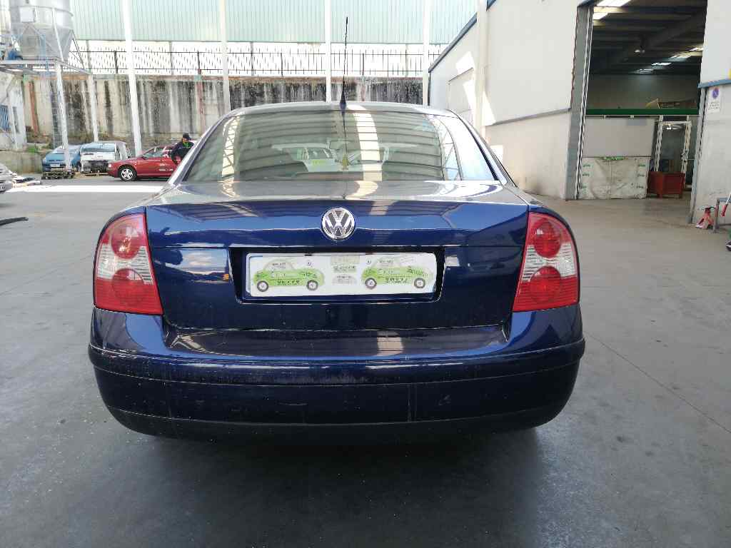 VOLKSWAGEN Passat B5 (1996-2005) Крыло переднее правое +AZUL 19749057