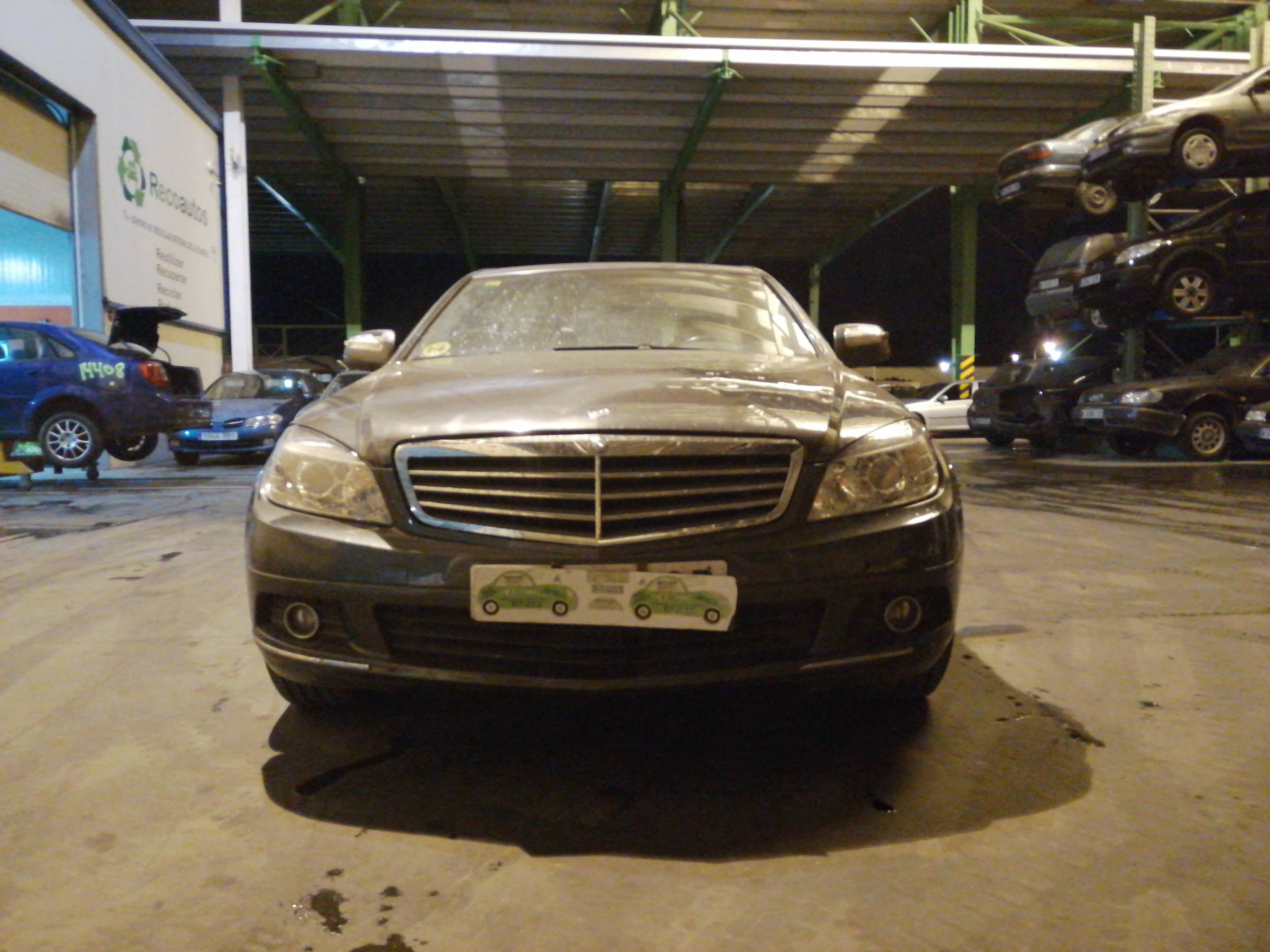 MERCEDES-BENZ C-Class W204/S204/C204 (2004-2015) Ajovalojen kytkimen ohjausyksikkö A2044407501 19777570