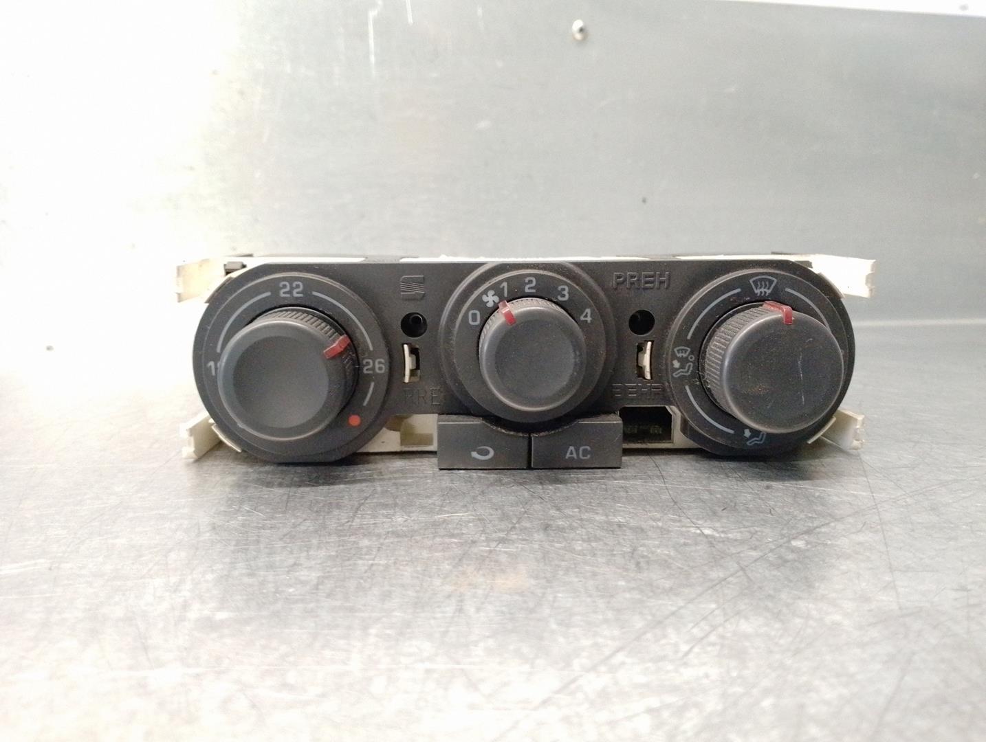 SEAT Cordoba 2 generation (1999-2009) Climate  Control Unit 6Q0819445 21104033